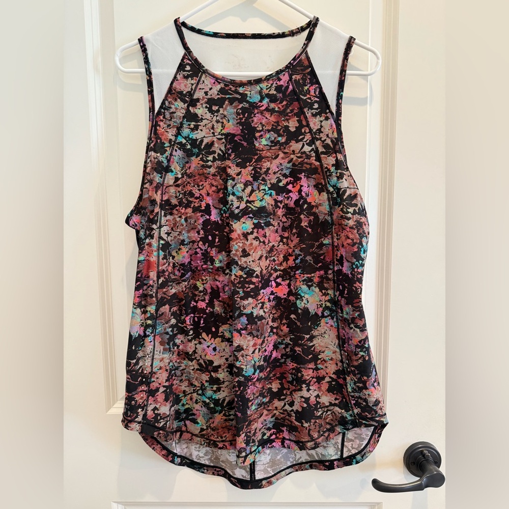 Lululemon tank